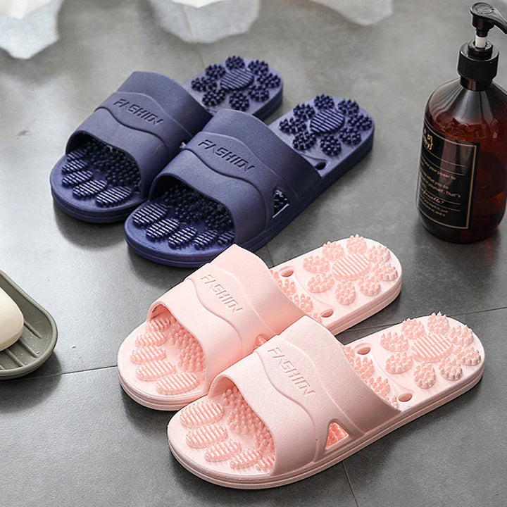 Premium Extra Große Akupunktur-Massage-Slipper – Rutschfestes Hohldesign für den Innenbereich und das Badezimmer, Bequeme Sohlenunterstützung für Männer und Frauen, Ideal für Entspannung und Fußtherapie